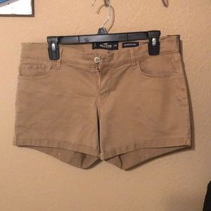 Hollister low rise midi shorts